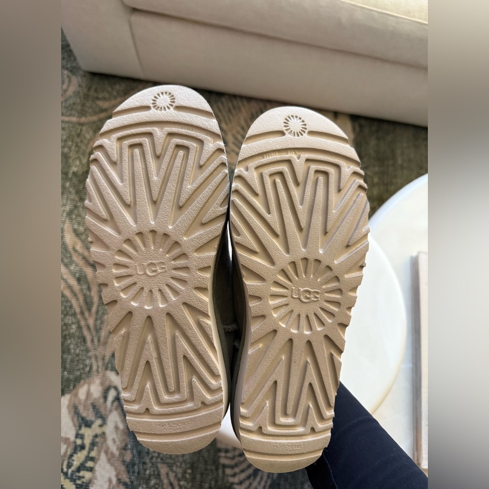 Ultra Mini Ugg - image 7